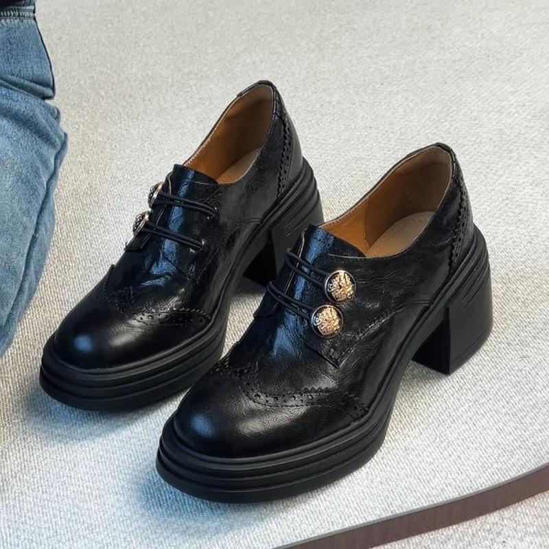 Sheepskin version~ Badge metal buckle retro one-pedal women's round head thick-soled waterproof table high-heeled small leather shoes