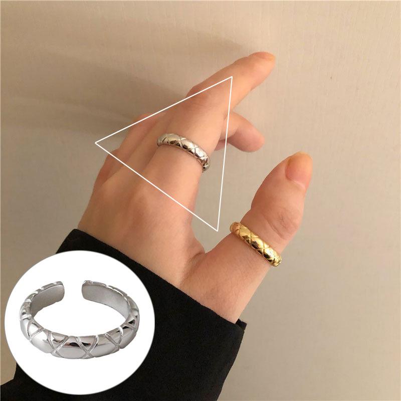 Korean Geometric Grid Ring: Women's Retro Argyle Open Finger Hip Hop Ring