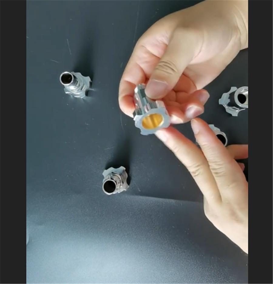 Spray Gun Connector Adapter Spray Gun Cup Adapter Pot Joints 16X1.5 External for Spray Gun Disposable Measuring Cup Copper