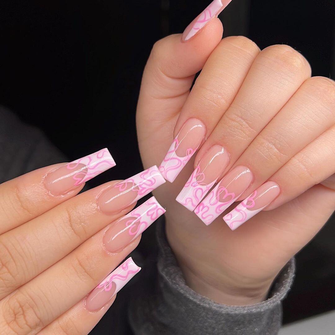 

Pink Heart Long Wearable Nail Patches - 24 Piece Set with Jelly Glue Glue Type