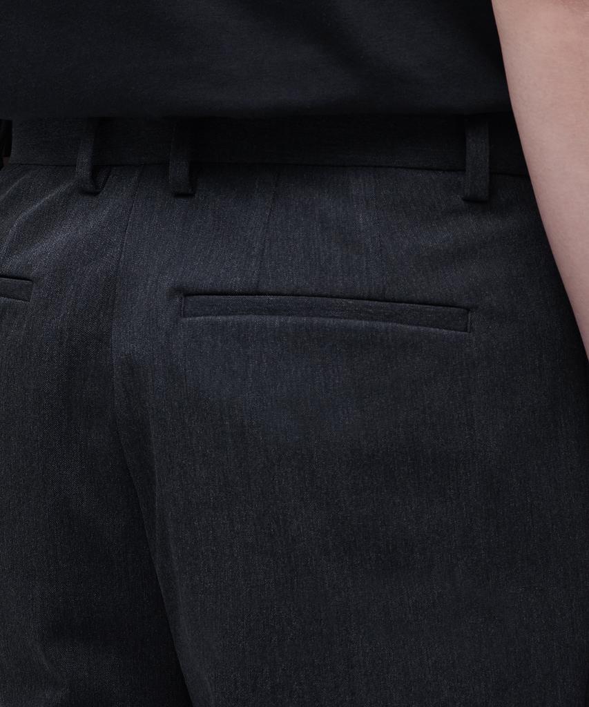Musinsa Standard Recycled One-Tuck Relaxed Tapered Hidden Banding Crop Slacks [Charcoal Gray]