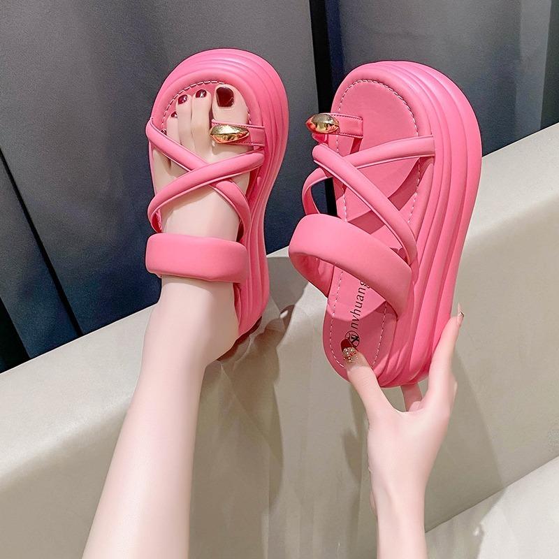 Fashion Casual Wedge Beach Slippers for Women New Summer Non Slip Platform Sandals Woman Open Toe Comfortable Female Clip Toe Flip Flops