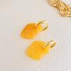 2024 Retro Pink Irregular Glass Earrings: Chic, Versatile, Luxury Dangle Ear Hooks with Light Luxury and Noble Fashion Appeal