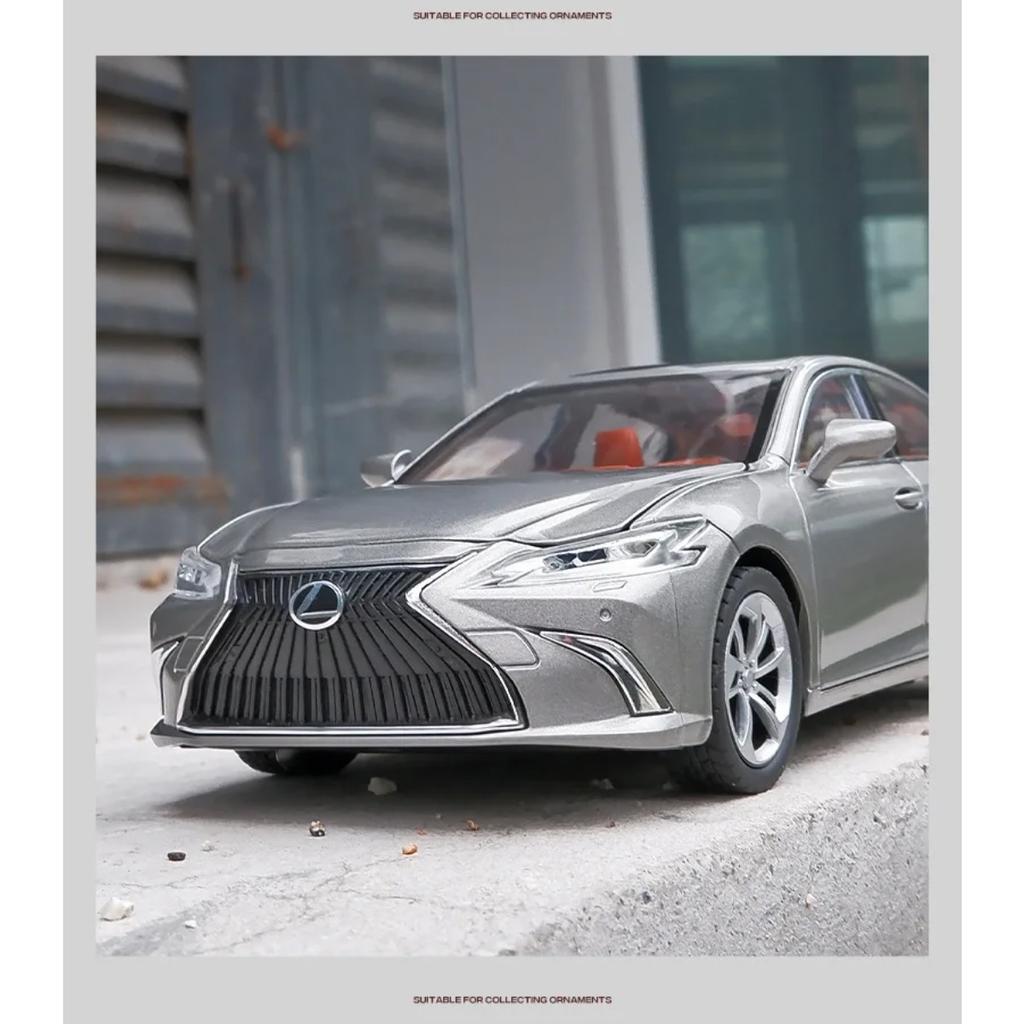 1/24 Lexus ES300 Sedan Alloy Scale Car Model Diecast Metal Miniature Car Model Collection Children Birthday Toy Car Vehicle