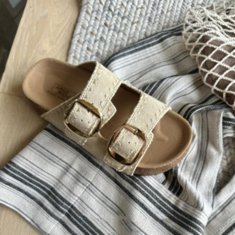 Muffin dicke Sohle Erhöhung coole Hausschuhe Damen neue Sommerkleidung ein Riemen mit lässige Strandschuhe Hausschuhe