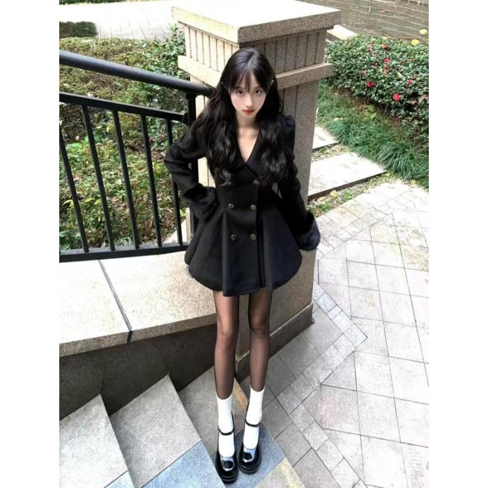 

Korean Style Chic Waist-Cinching Woolen Coat - Long-Sleeved Padded Jacket for Women XL
