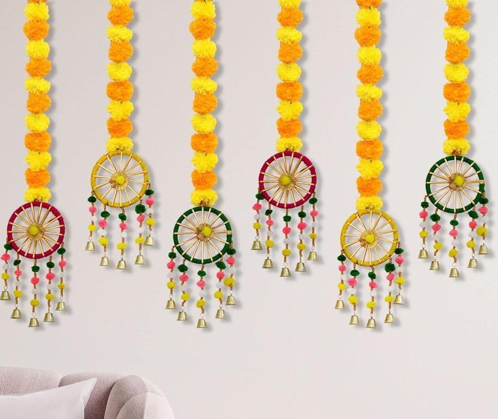 Fiori Artificiali Soffici Fatti a Mano con Campanellino Appeso Latkan per Casa | Festival | Matrimonio | Decorazione Stanza Pooja Tempio (Confezione da 6)