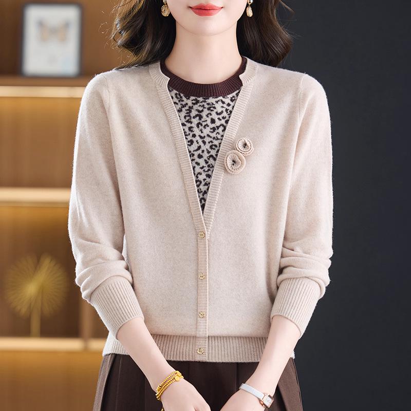 Autumn & Winter Women's 100% Pure Wool Sweater - Stylish Embroidered Half-High Neck for Middle-aged & Elderly