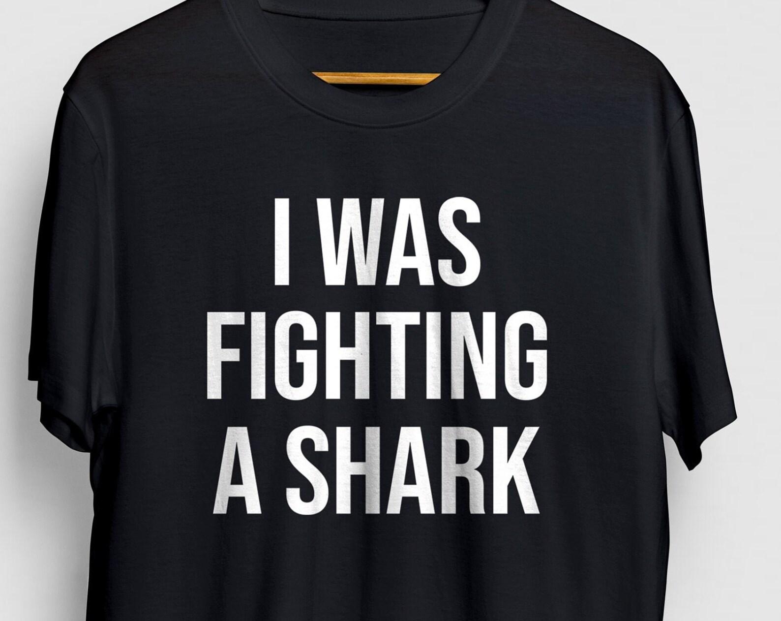 I Was Fighting a Shark Get Well Gift, Get Well Broken Leg Shirt, Broken Leg Gift, Broken Bone Shirt, Funny Get Well Soon Gift Unisex T-shirt 3XL
