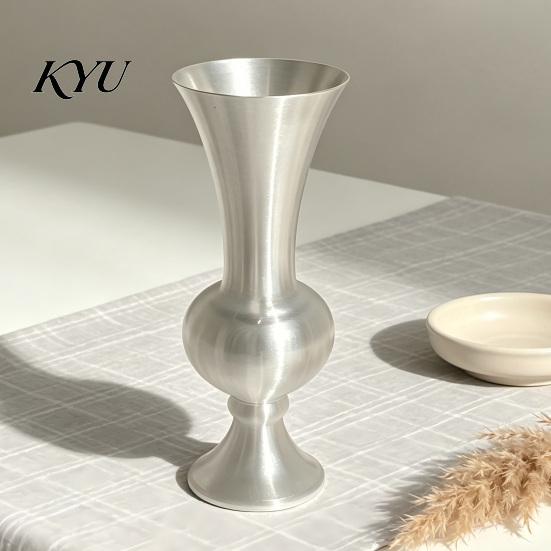 Stylish Balcony Decor Retro Curved Decorative Flower Vase, 3D Printed Flared Neck Plant Pots for Windowsill Minimalist Tabletop Floral Container