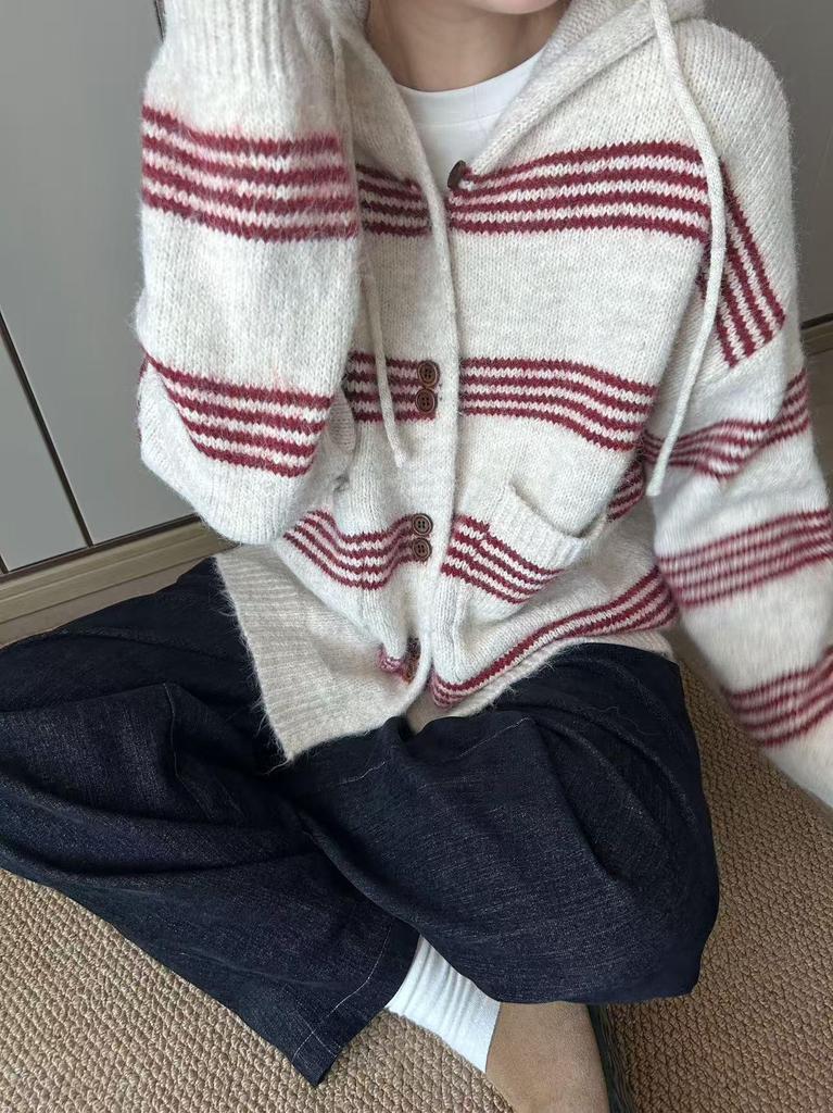Striped Cozy Hoodie Sweater - Soft Korean-Style Cardigan for Autumn/Winter