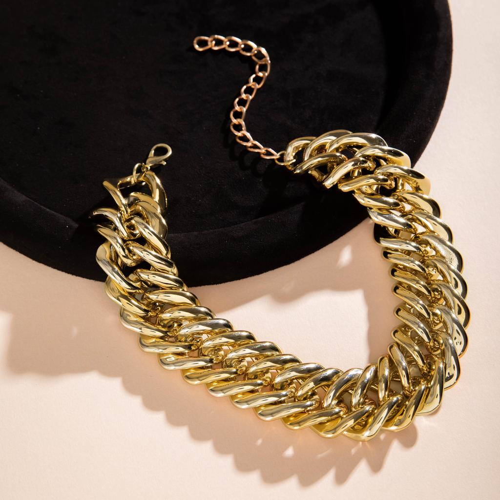 Colier Scurt Mic Exagerat Stil Punk Auriu Textură Metalică pentru Femei Bijuterii Personalizate Creative Colier Choker CCB