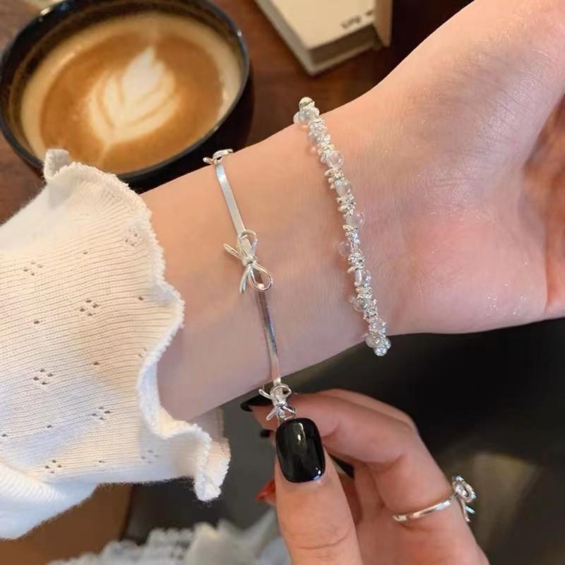 Chic And Modern Silver Bow Knot Bracelet For Women Minimalist Highend Geometric Jewelry
