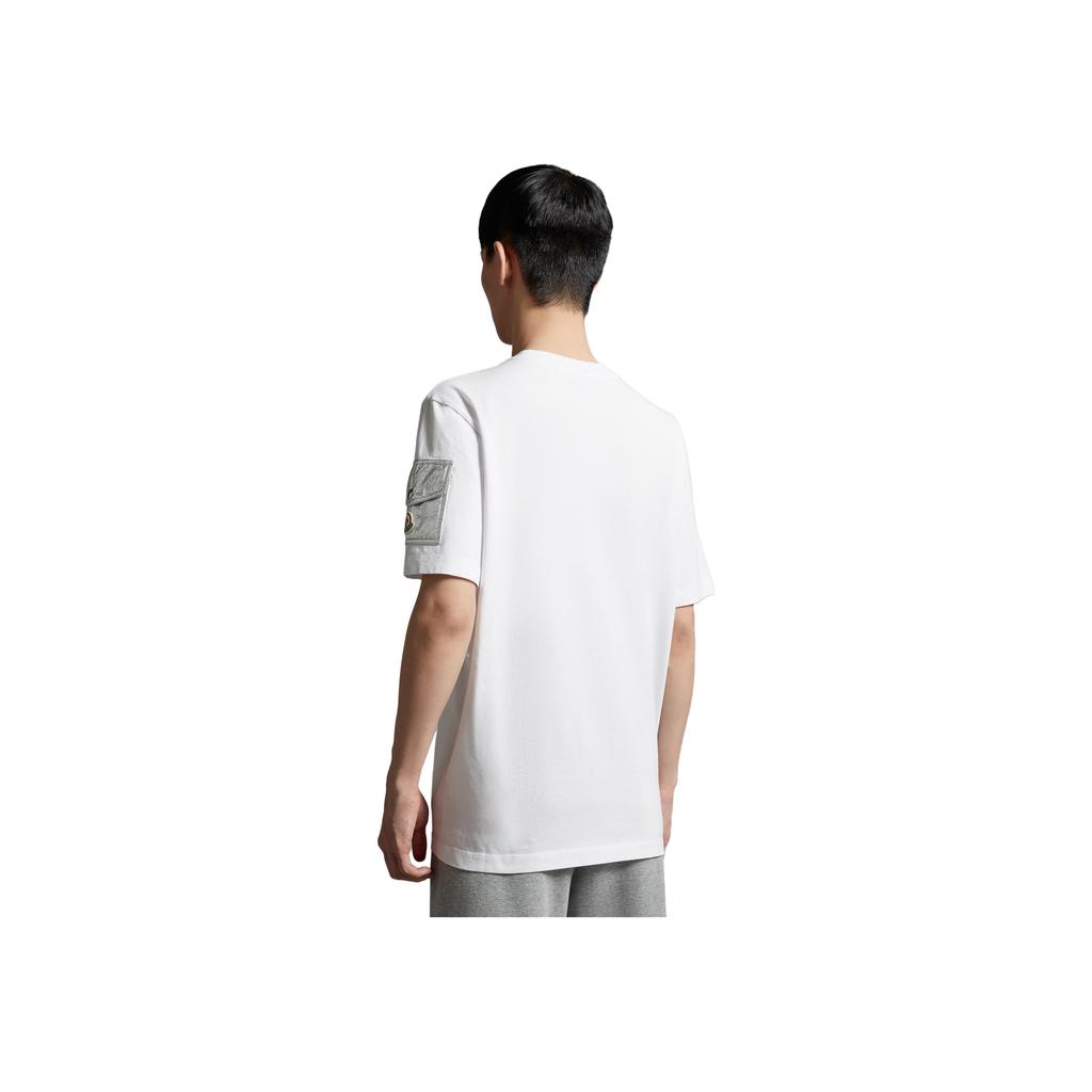 Moncler Logo Graphic Crew Neck Short Sleeve T-Shirt Men Tops I20918C000088390T002