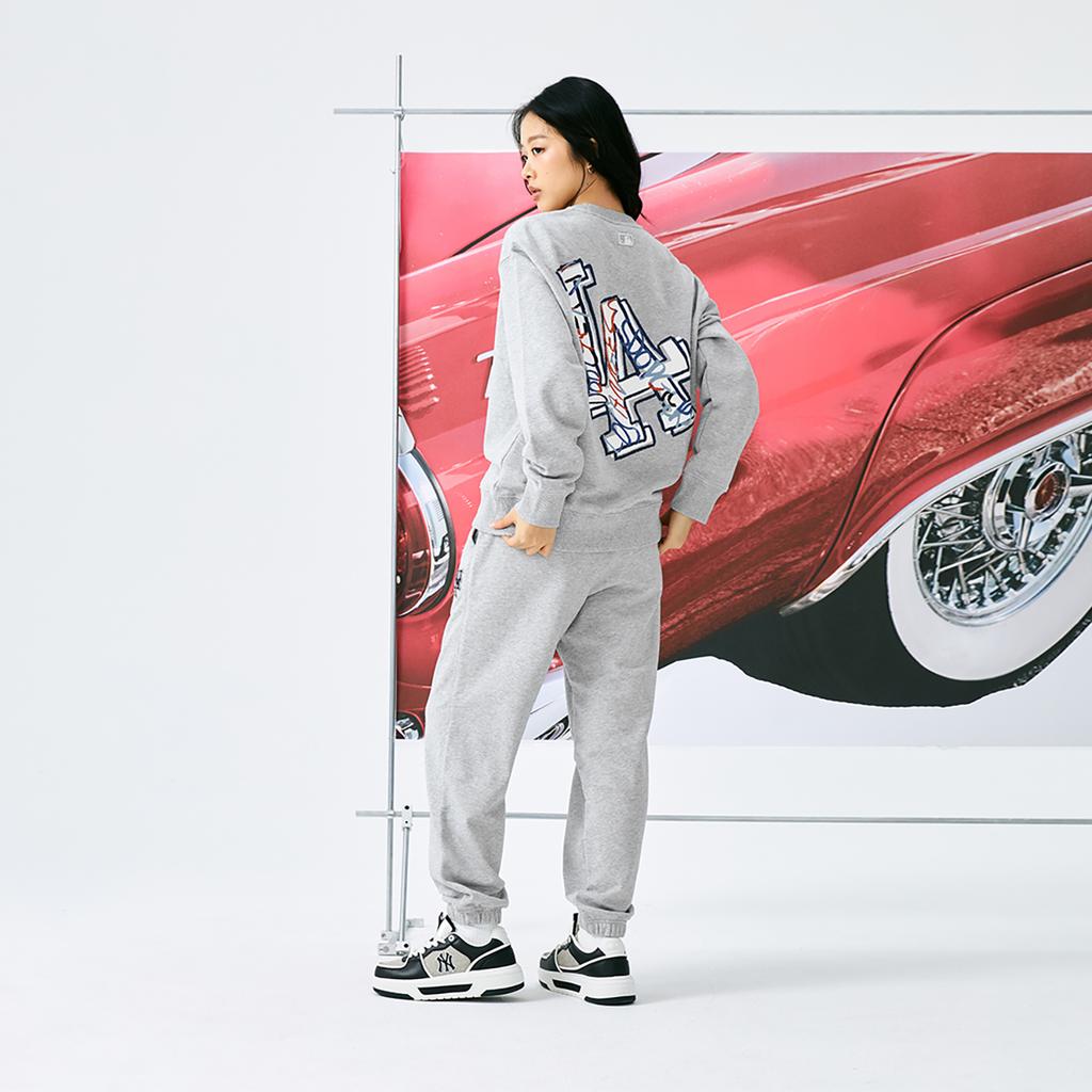 New MLB Los Angeles Dodgers Basic Collection 24FW Crewneck Sweatshirt Unisex Heather Gray 3AMTB1344-07MGS