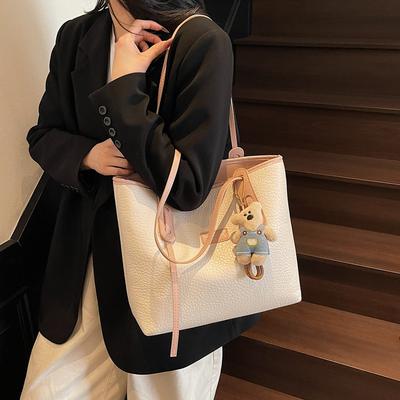 Summer New Popular Large-capacity Bag Women's High-end Sense Portable Shoulder Commuter Tote Bag