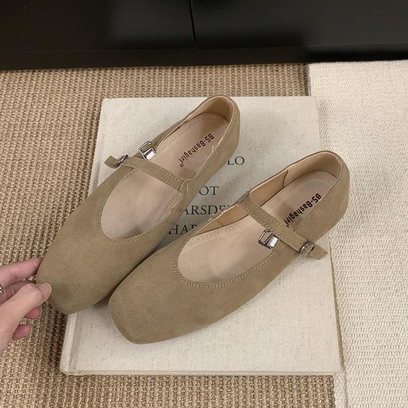 

Танцуем 2025 Весна Новые Женские Балетки Круглый Носок Мелкие Слипоны Женские Повседневные Мягкая Кожа Балетки Элегантные Туфли 35