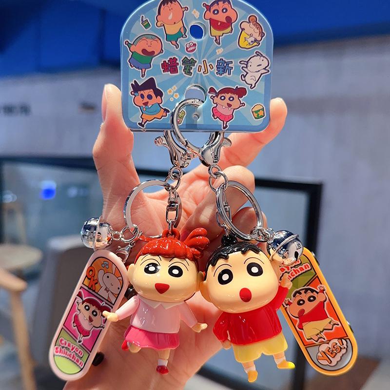 Kawaii Crayon Shin-Chan Skateboard Serie Nøkkelring Anheng Tegneserie Søt Bilnøkkel Anti-Tap Anheng Veskeanheng Bursdagsgave