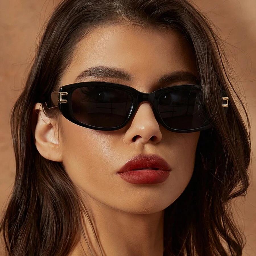 Retro Small Rectangle Women's Sunglasses  Ins Popular Vintage Beige Luxury Design Clear Sun Glasses Fashion Ladies Eyewear