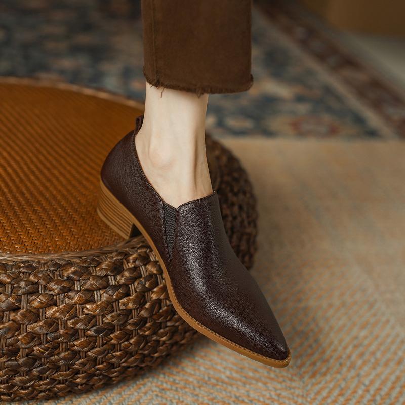 2024 New Arrival Women Pumps Retro Women Shoes Genuine Leather Slip-on Ladies Shoes Thick Heels Pointed Toe Causal Dress Shoes