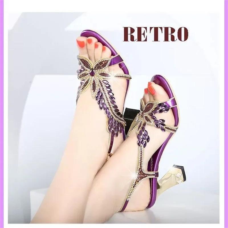 

Модные летние модные женские удобные босоножки на высоком каблуке, элегантные женские гладиаторские туфли со стразами и бабочками на толстом каблуке 35(Foot 22.5cm) фиолетовый