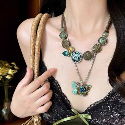 Medieval Vintage Wind Twin Green Butterfly Necklace Female Bohemian Vintage Collarbone Chain New Chinese Accessories