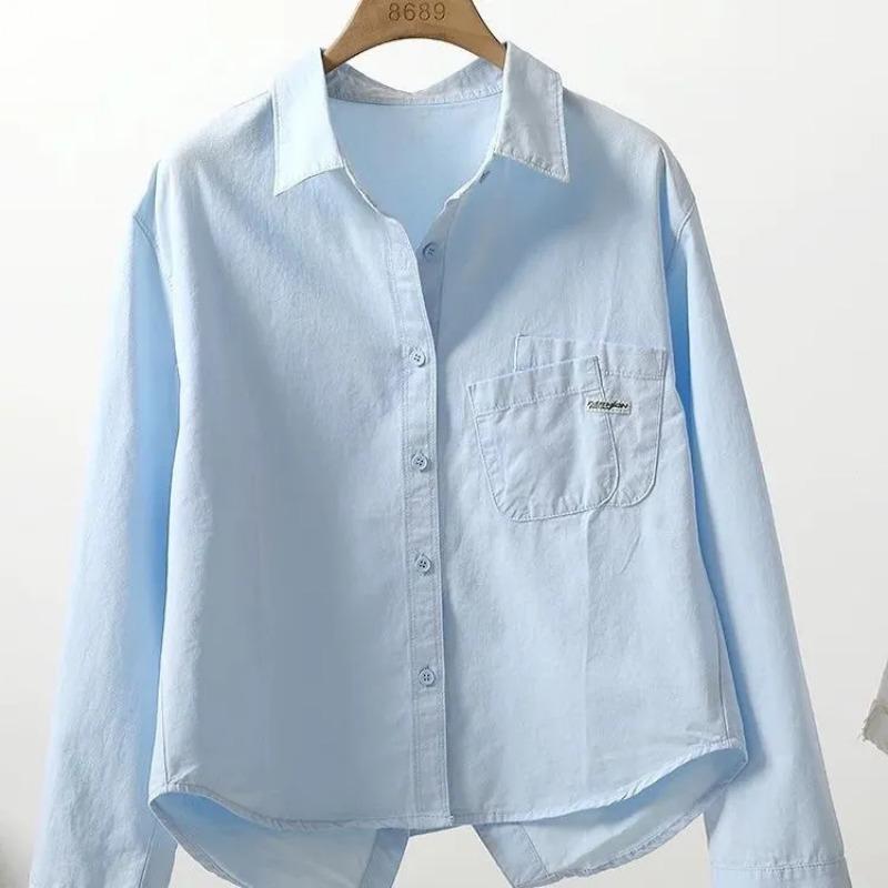 Krótka bawełniana koszula z rozcięciem na plecach dla kobiet 2025 Nowa Jesień Styl Koreański Casualowy Trend Odzieży Wierzchniej