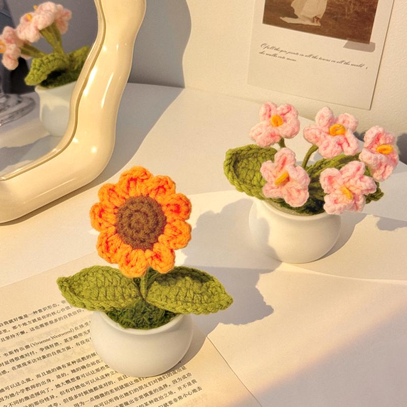 Sunflower Hand-Knitted Woolen Yarn Bouquet - Small Decorative Gift for Home