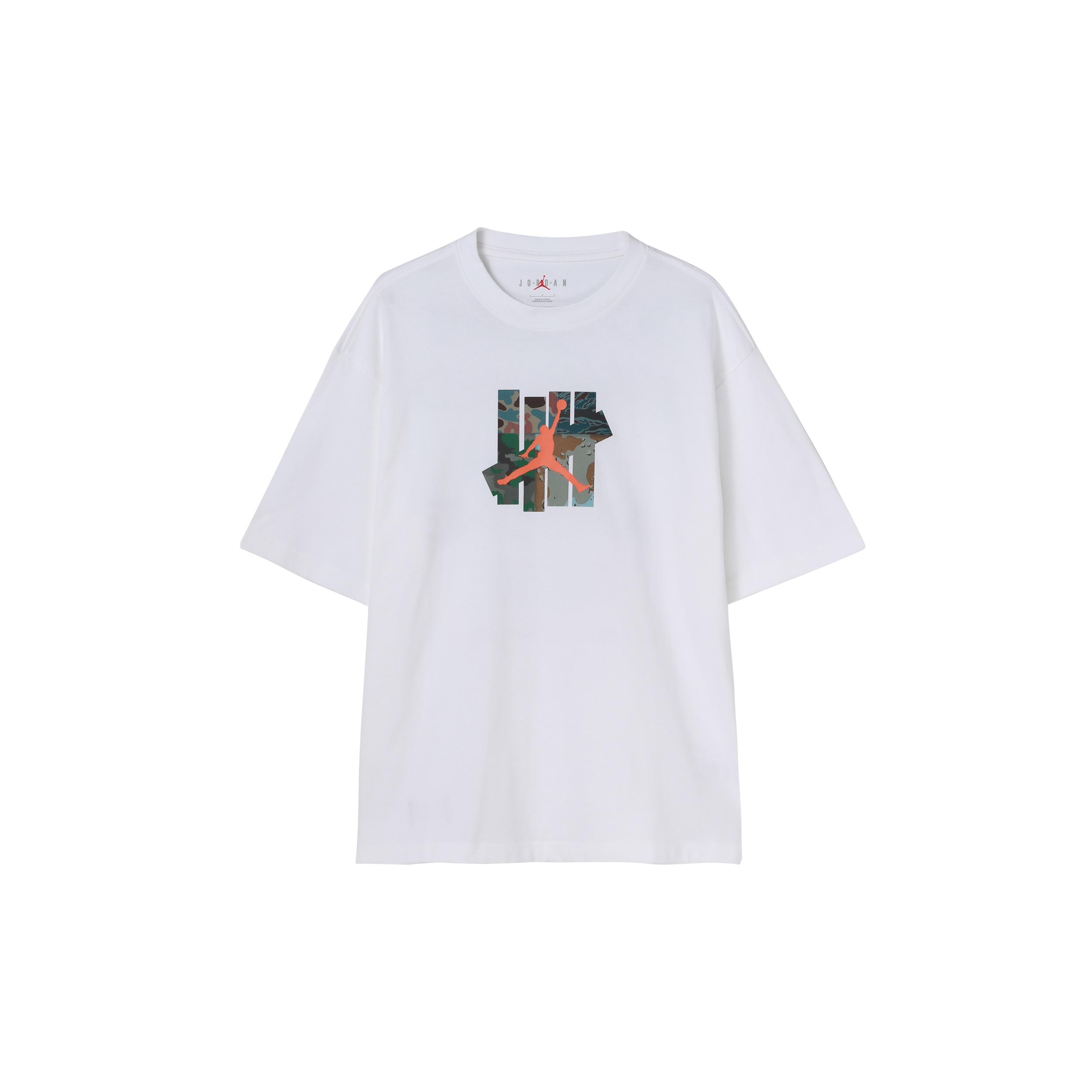 Air Jordan x Undefeated T-Shirt  White  Men s DX4305-100 S