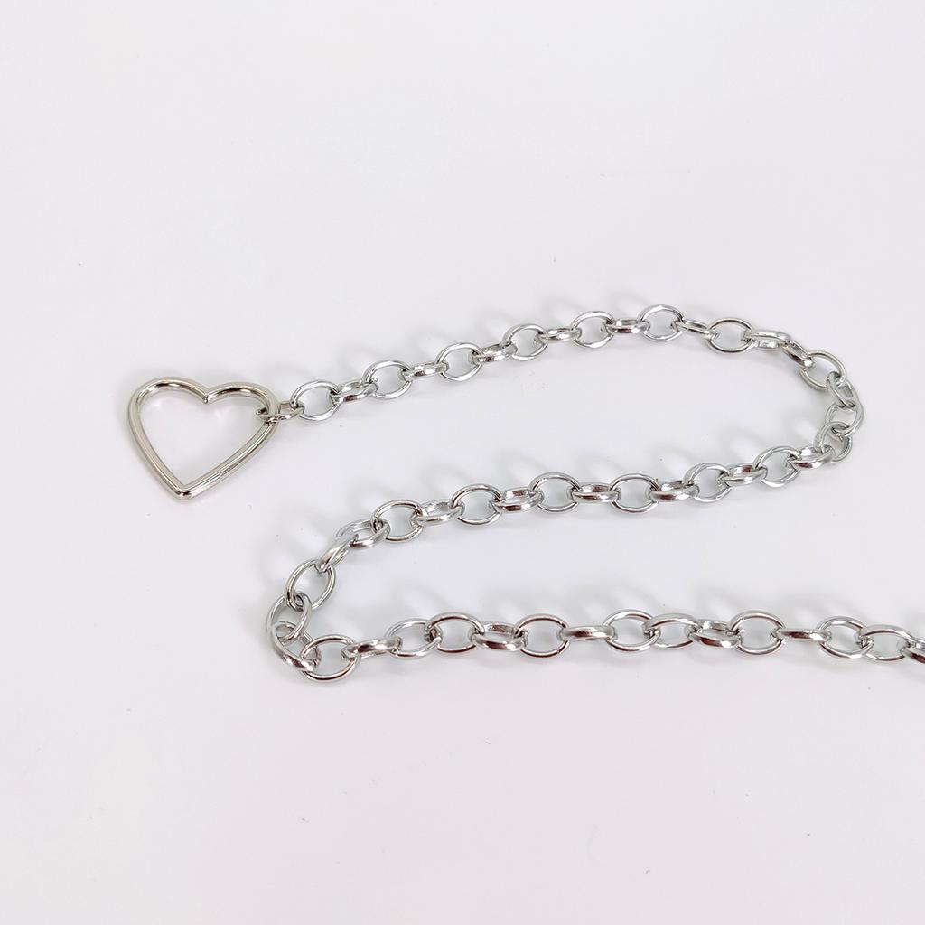 Women's belt Luxury Heart Shaped Metal Waist Chain Belt Goth accessories belts for women Punk style with Jeans Dress