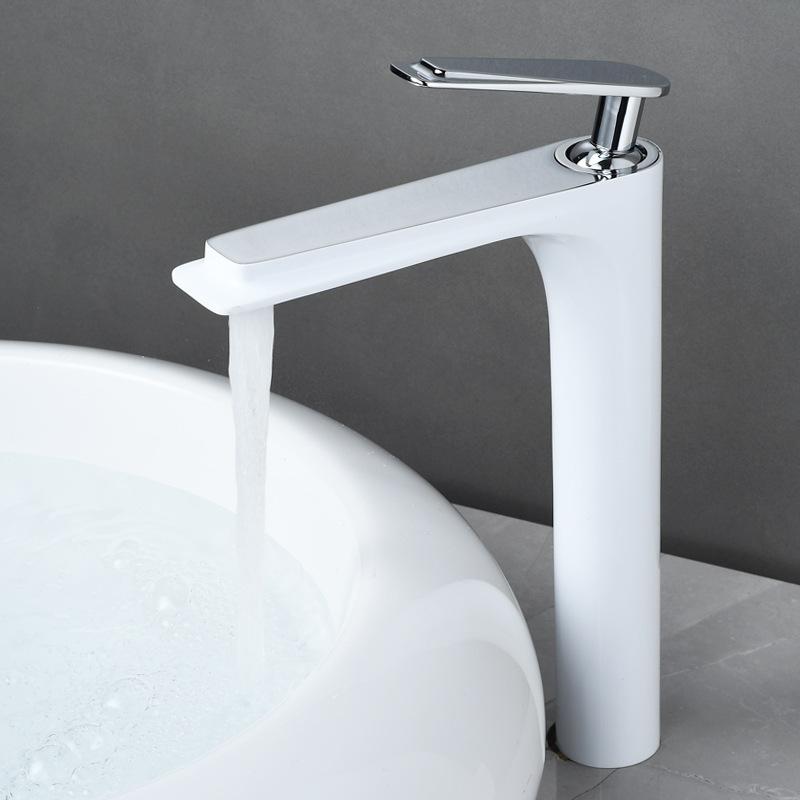 Northern Europe Basin Faucet Hot Cold Mixers Taps Deck Mount Bathroom Sink Basin Faucets Single Handle White Black Gold