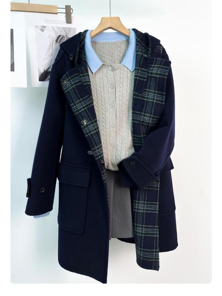 Cappotto da Donna E-Family in Misto Lana con Cappuccio e Chiusura a Laccio, Stile Preppy, Lunghezza Media