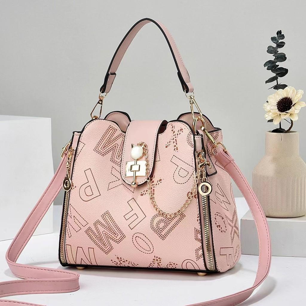 

Elegant Luxury Handbag Designer Bags For Women Soft Pu Leather Crossbody Style рожевий