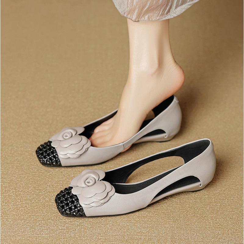 Retro soft sole hollow cool single shoes women's summer soft leather flat heel low heel bag head sandals with skirt small heels
