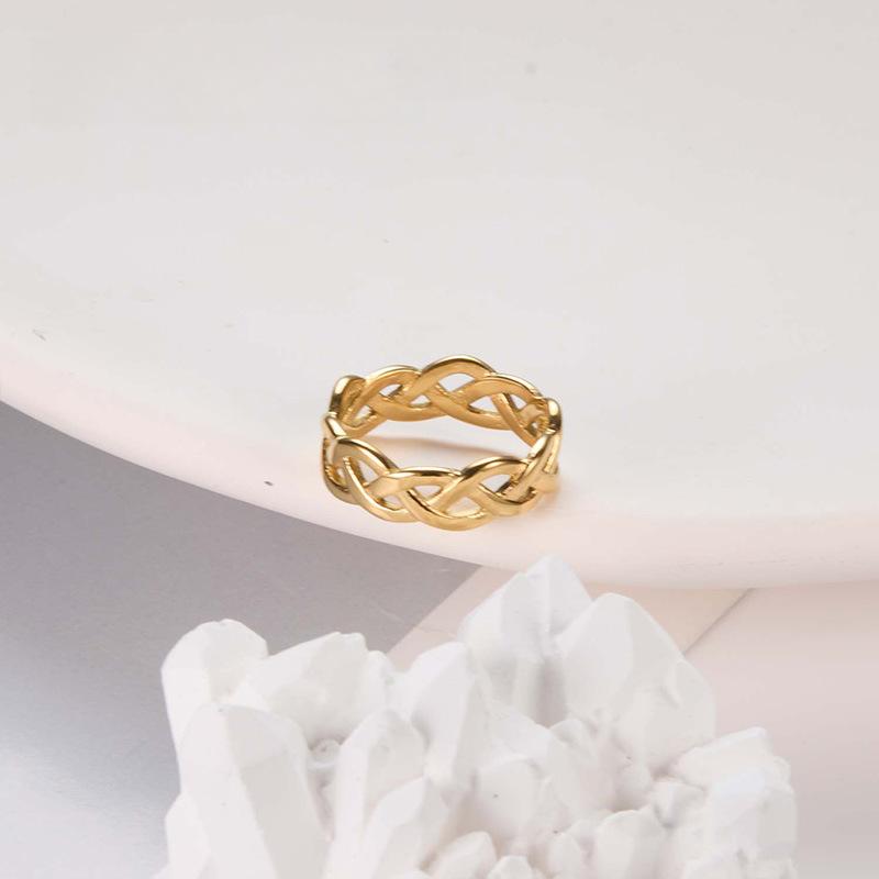 New Chinese-style Hollow Chain Ring, Titanium Steel Electroplating Stacked Ring Women's Non-fading Fringed Accessories