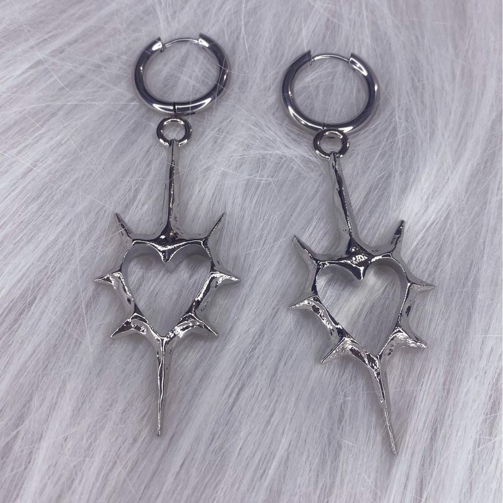 Y2K Punk Hollow Thorn Love Heart Pendant Earrings for Women Vintage Unusual Stainless Steel Ear Buckle Zircon Party Accessories