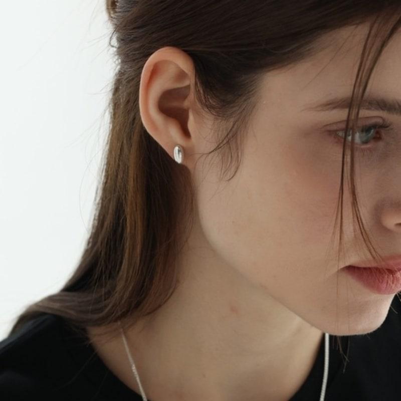 BEFORE MOONRISE [Silver 925] Midnight Pebble Earrings SE205 - Glossy