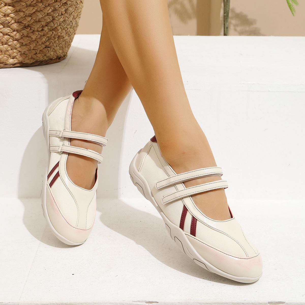 

New autumn models, Velcro light-mouth casual shoes, red and white Mary Jane flats, women s skirts and dancing shoes. 40