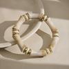 Bracciale Curvo Stile Bambù Gradiente Cinese: Design di anello a mano colorato, unico e retrò.