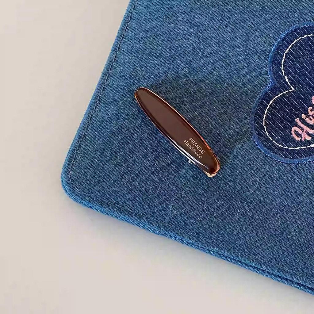 High-End Oval Acetate Hair Clip for Flyaways and Bangs