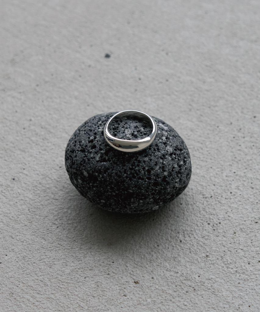 Touchéd Pebble Ring 01 (A Type)