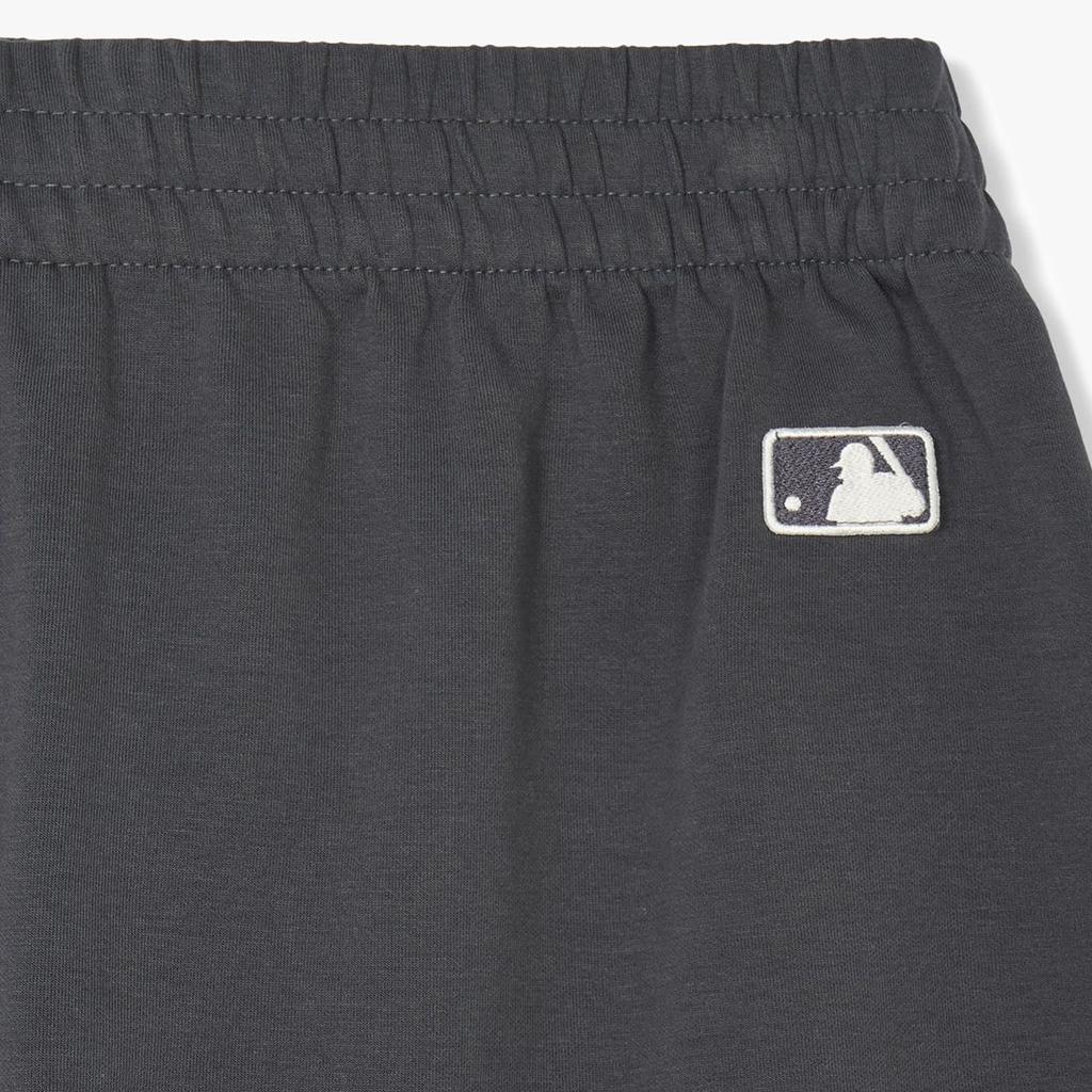 New MLB Casual Shorts Unisex Charcoal Gray 3ASPB0143-43CGS