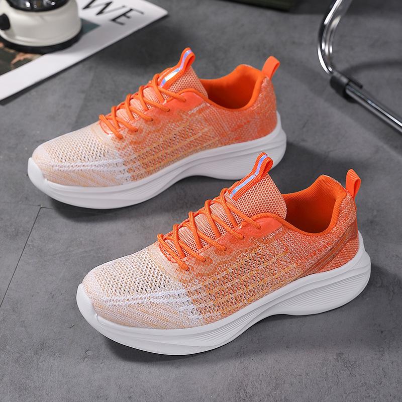 Running shoes spring and summer new mesh breathable shoes light shock absorption casual skipping rope sports shoes