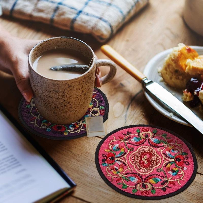 Floral Cloth Coasters for Decoration,13cm Fabric Embroidered Round Coaster Art Souvenirs Gifts Vintage Ethnic Teacup Mat Home Ornament,1pc