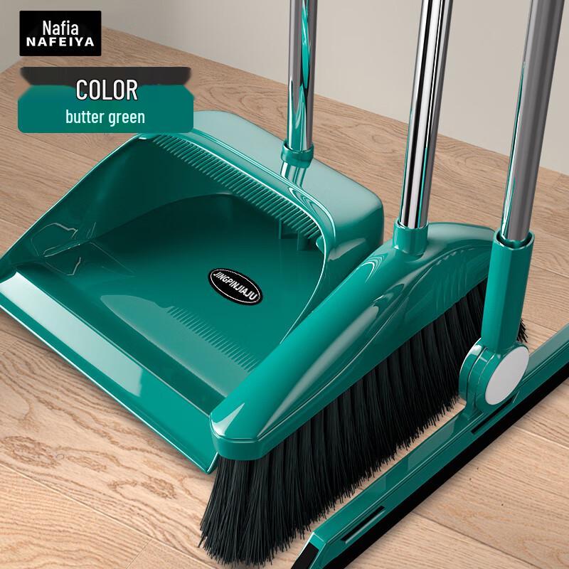 

Ally 2024 Classic Broom & Dustpan Set