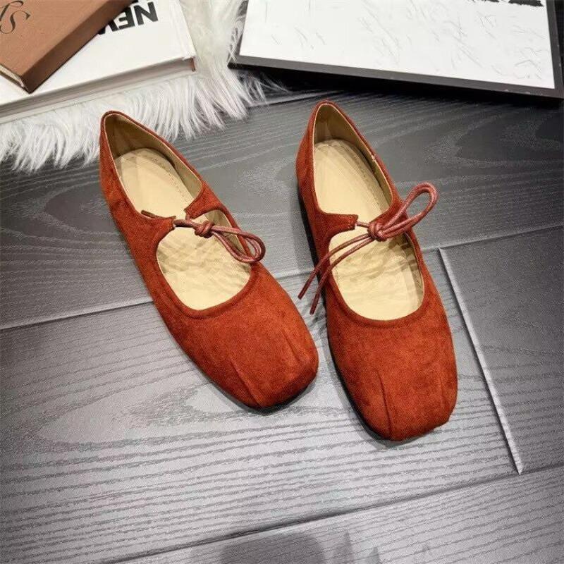 Dopamine flat bottom shallow mouth Mary Jane shoes autumn new square head lace-up single shoes women's skirt Doudou shoes