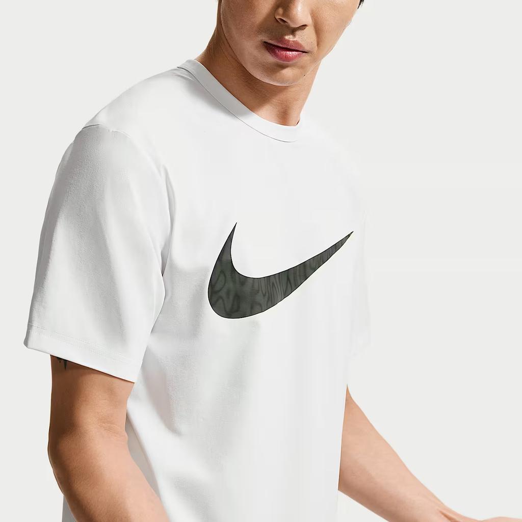 Nike Hyverse Dri-Fit Training Sun Protection Soft Comfortable Quick-Dry T-Shirt Men Tops IV4813-100