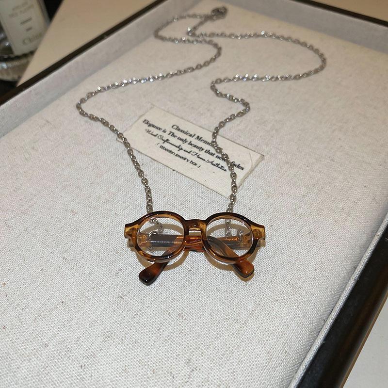 Copper Bamboo Chain Magnetic Glasses Clip Necklace Minimalist Retro Pendant Women's Trendy Fashion Jewelry