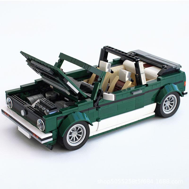 Toy car dark green car small particle assembled toy model