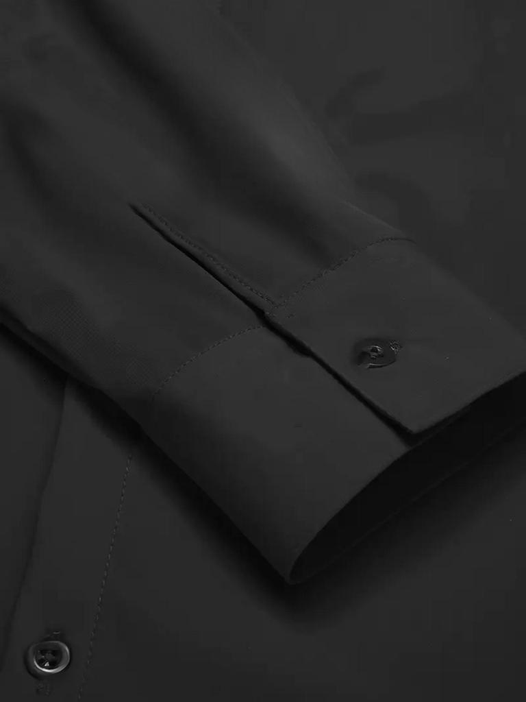 Profesionální Slim Fit Nadměrné Pracovní Oblečení: Bílé košile s dlouhým rukávem a černé košile s krátkým rukávem